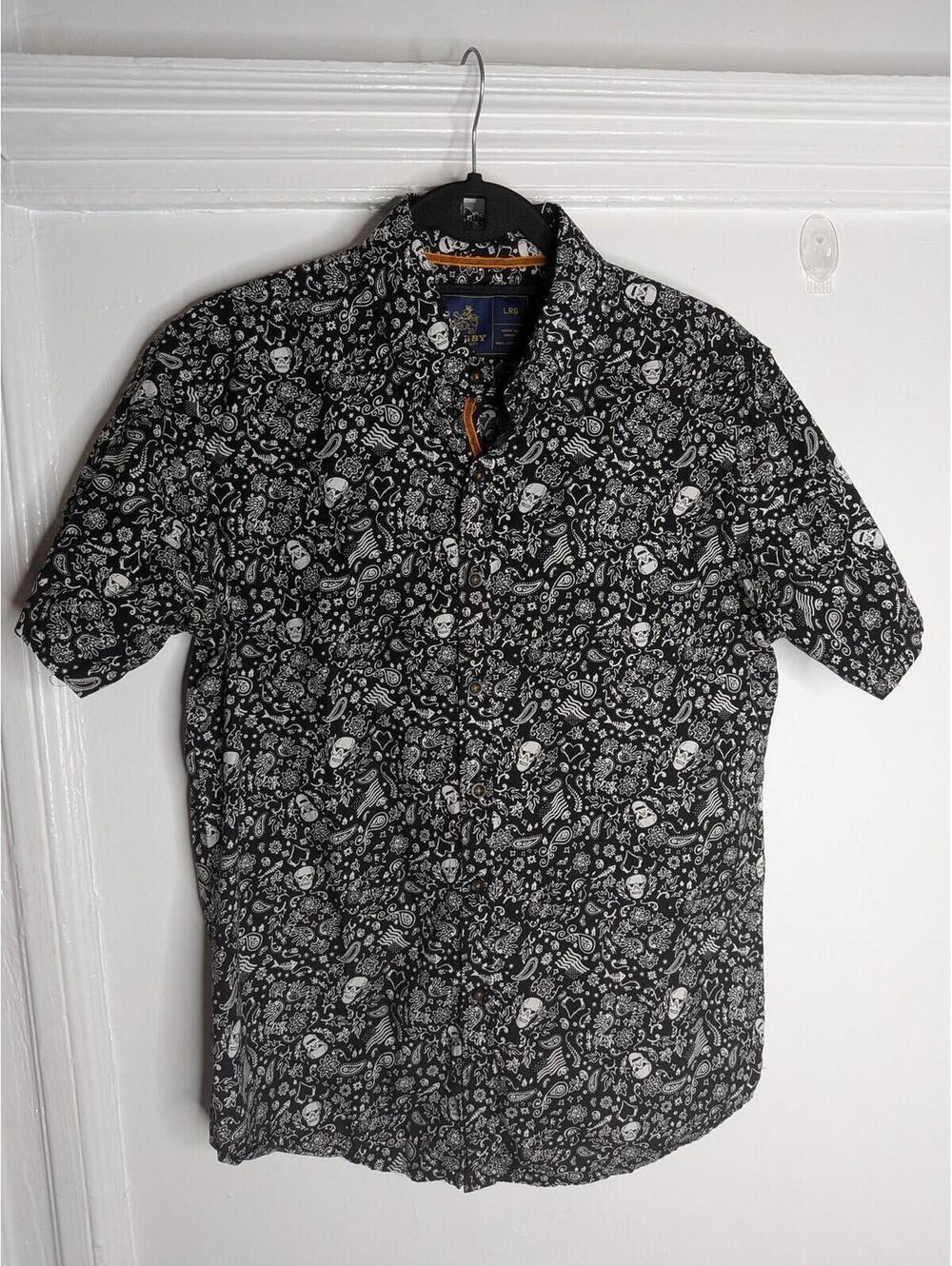 Rugby University Shirt Mens Large Black Skull Print Short Sleeve Button Up